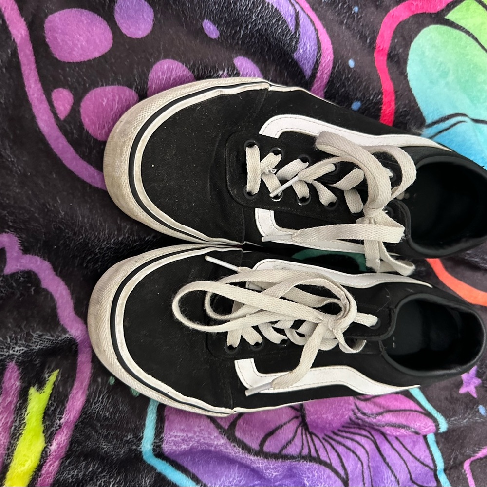 Old style vans black size 8 women’s